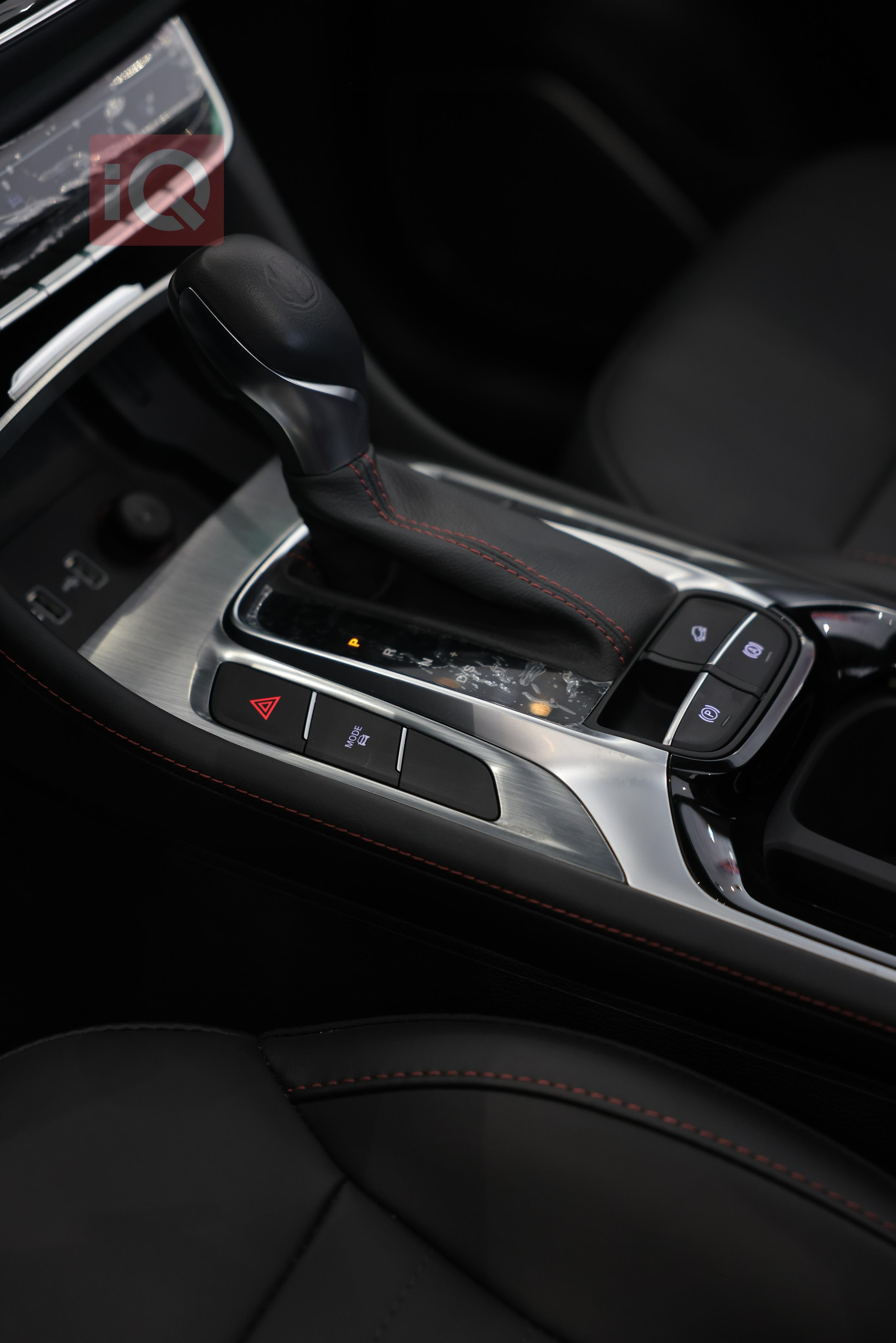 https://cdn.iqcars.ioimg-11.JPG
